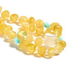 Бусы детские &quot;Клевер&quot; из Янтаря и перламутра