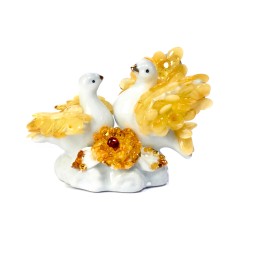 Голуби &quot;Парочка&quot; из Янтаря и фарфора