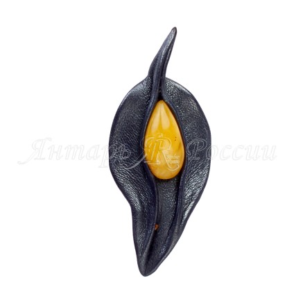 Брошь &quot;Лист&quot; из Янтаря и кожи купить